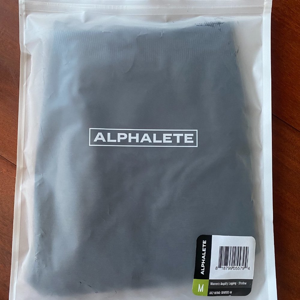 Alphalete NWT Amplify leggings